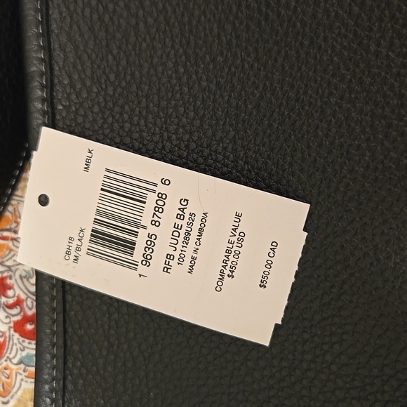 Coach - Picture 3 of 6